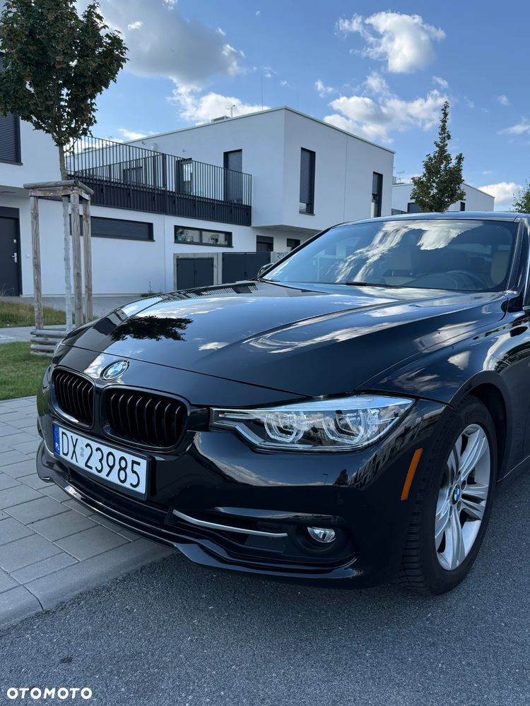 BMW Seria 3 330i Sport Line - 15