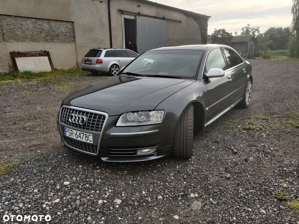 Audi S8 5.2 FSI Quattro - 3