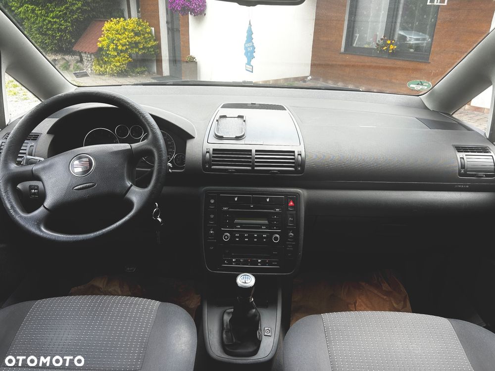 Seat Alhambra 1.8 20V Turbo Best of Vigo - 8