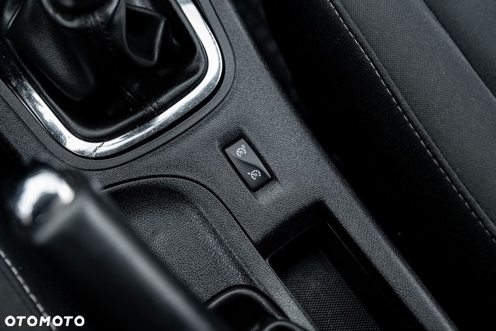 Renault Megane 1.6 16V Business - 32