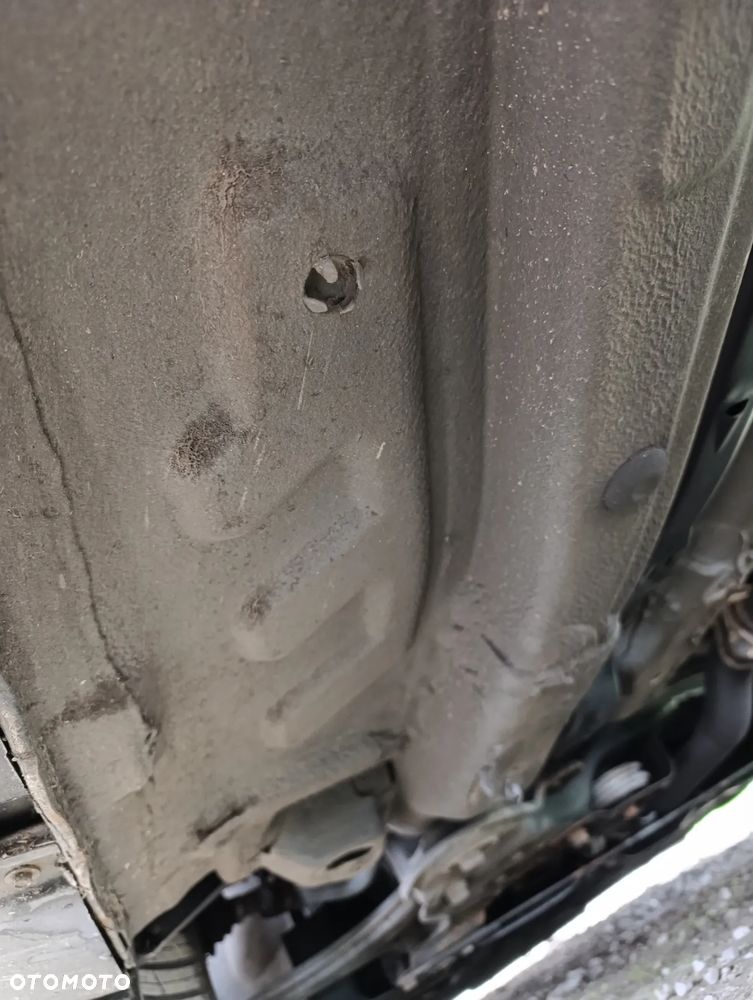 Ford Mondeo 1.6 Gold X Plus - 12