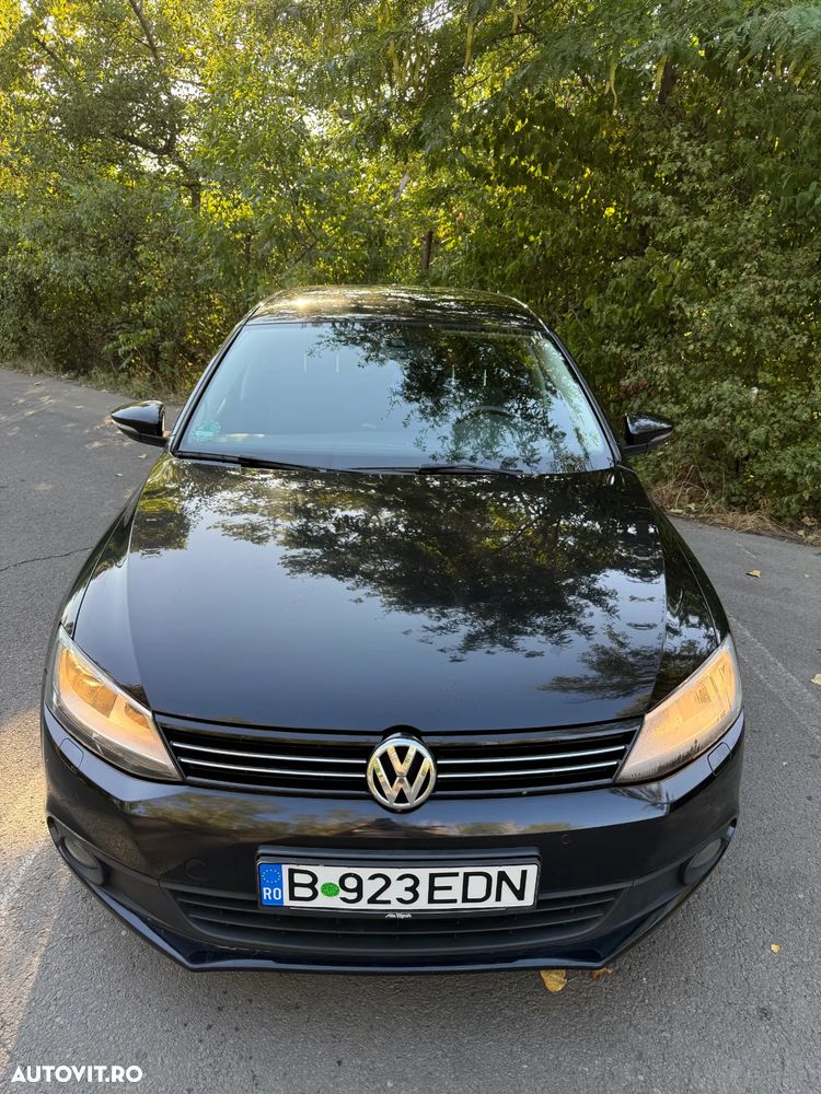 Volkswagen Jetta 1.2 TSI Comfortline - 2