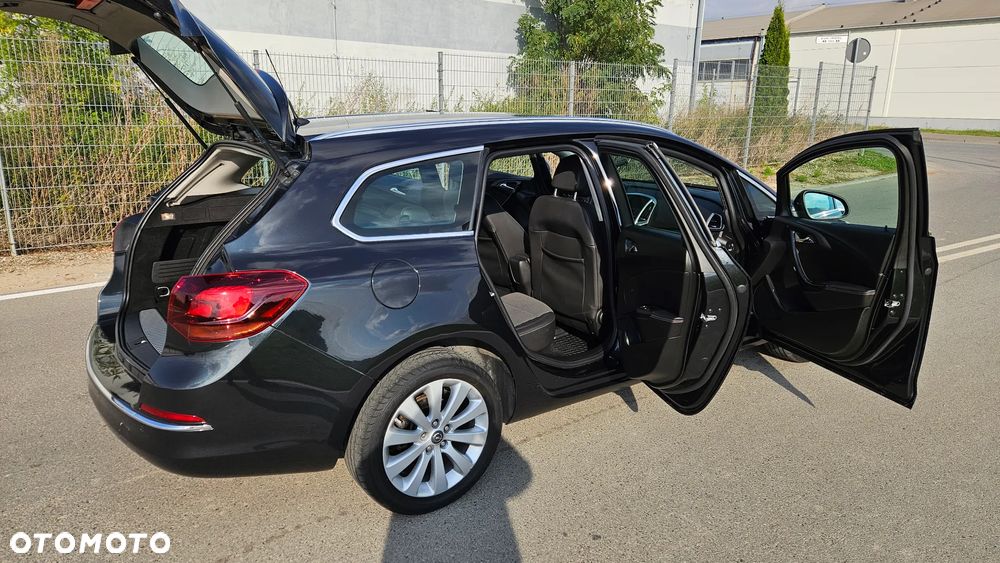 Opel Astra 1.4 Turbo Design Edition - 16