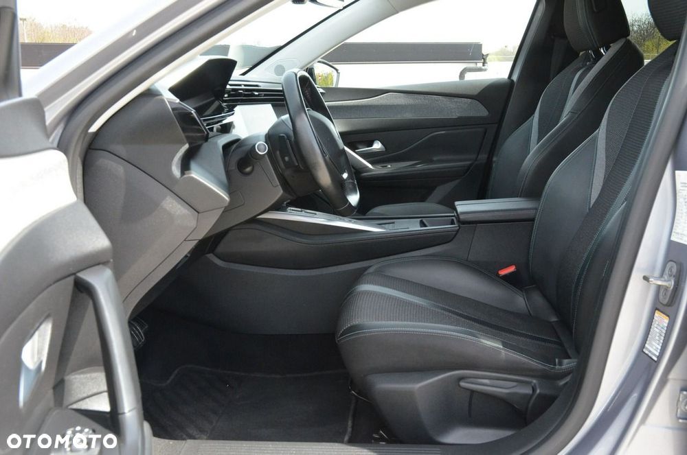 Peugeot 308 1.5 BlueHDi Allure Pack S&S EAT8 - 31