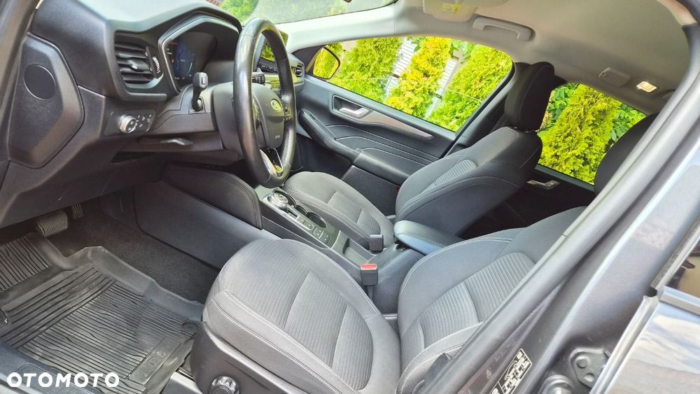 Ford Kuga - 14