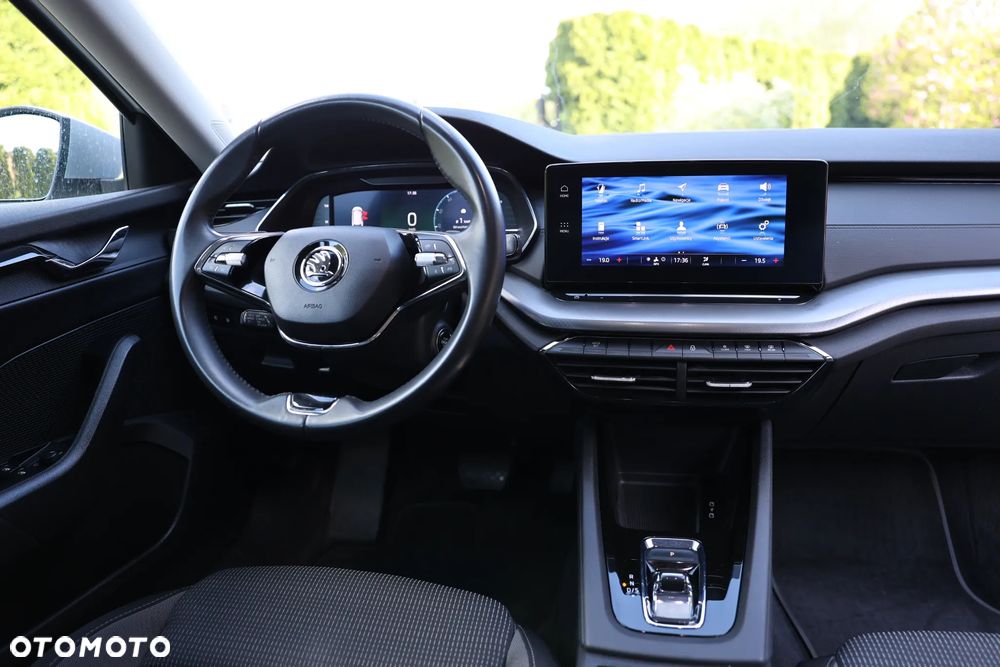 Skoda Octavia 2.0 TDI DSG Edition - 17