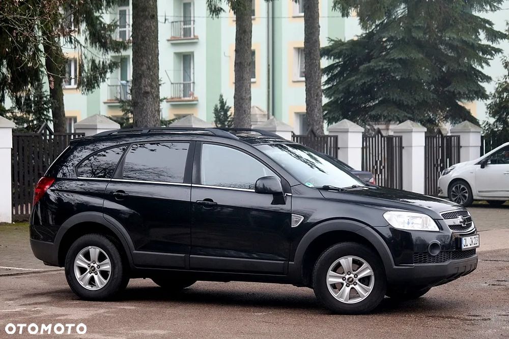 Chevrolet Captiva 2.4 2WD 5 Sitzer LS - 18