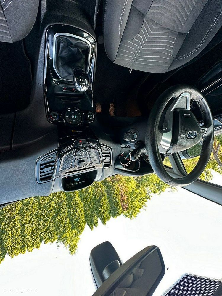 Ford Fiesta - 5