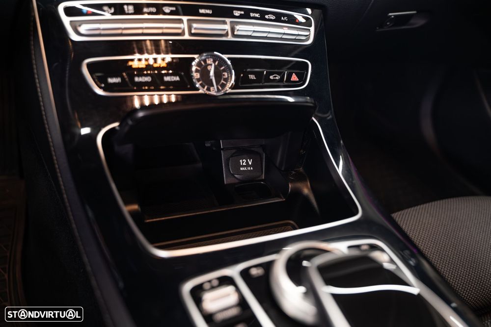 Mercedes-Benz E 220 d 9G-TRONIC Avantgarde - 39