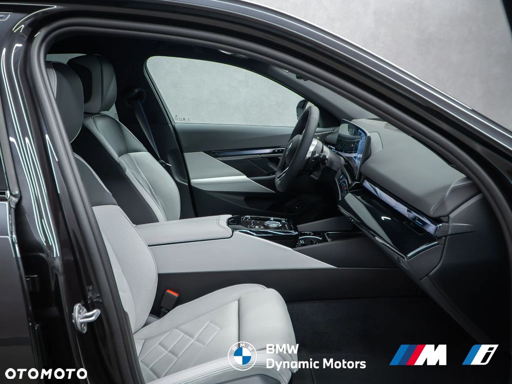 BMW Seria 5 540d xDrive - 20