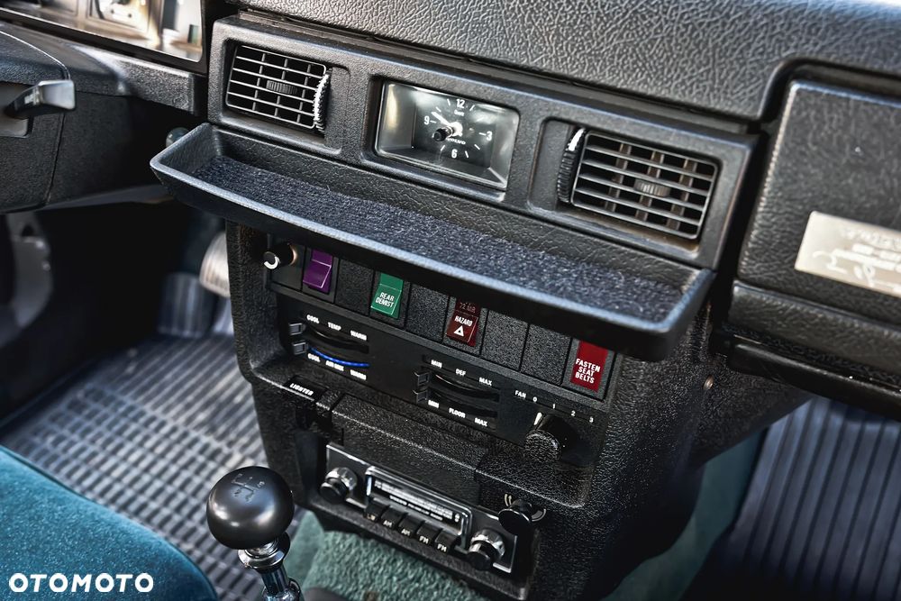 Volvo Seria 200 - 13