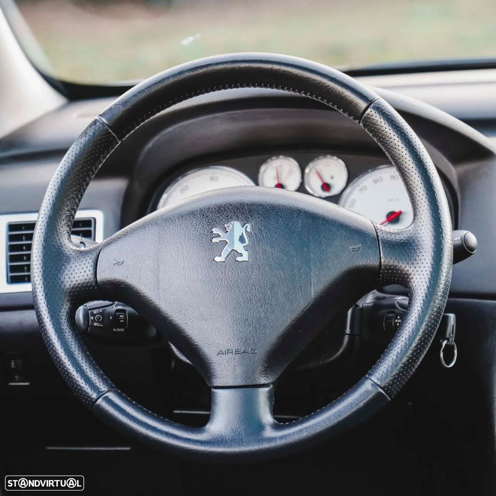 Peugeot 307 SW 1.6 HDi Black & Silver - 14