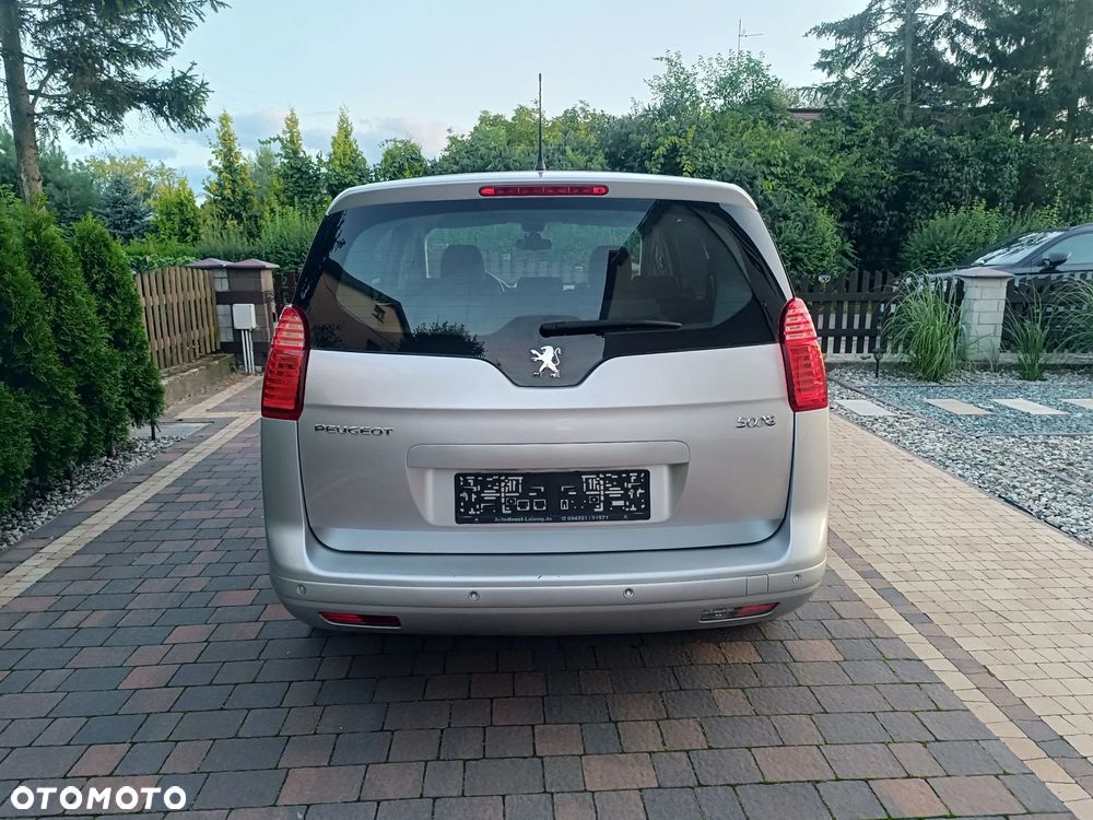Peugeot 5008 1.6 Active 7os - 9