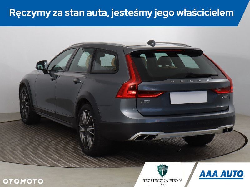 Volvo V90 Cross Country - 5