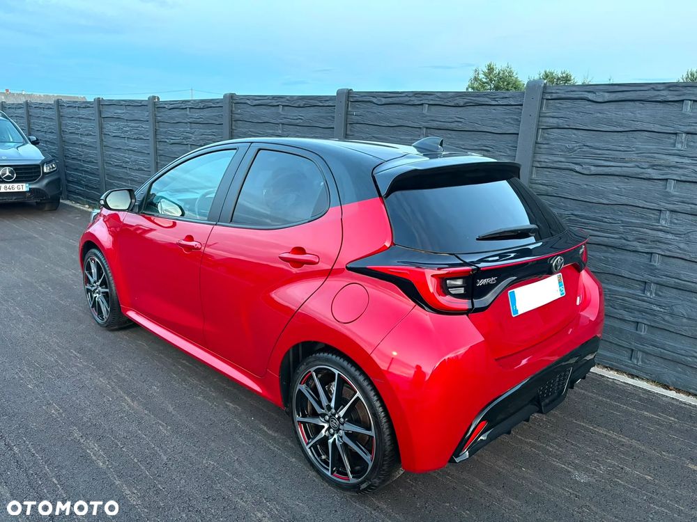 Toyota Yaris 1.5 VVT-i GR SPORT - 33