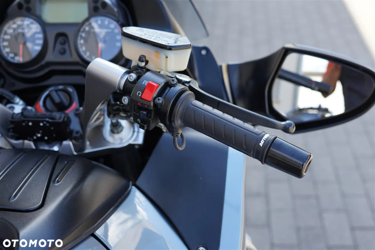 Kawasaki GTR - 16