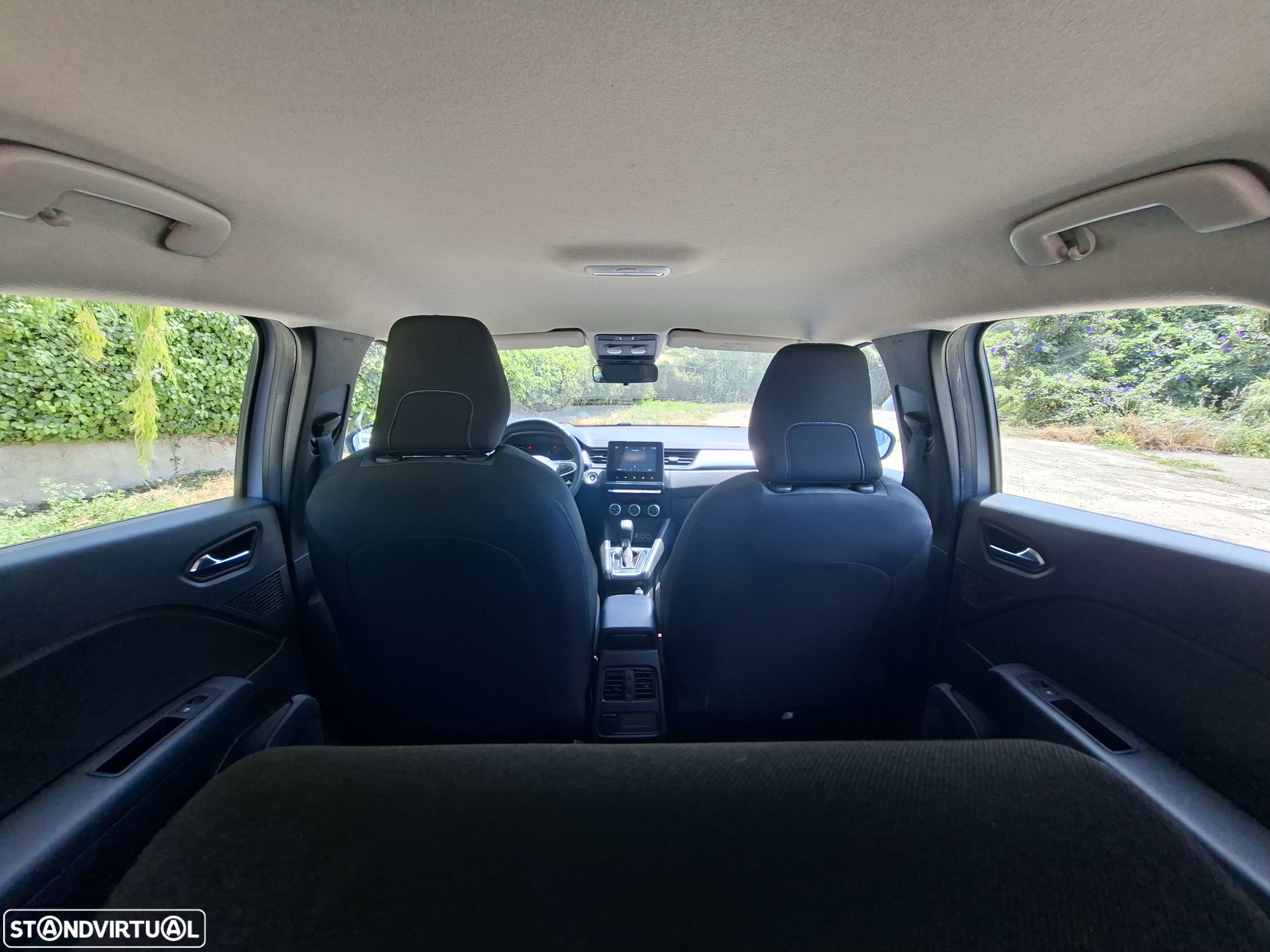 Renault Captur 1.5 dCi Exclusive EDC - 29