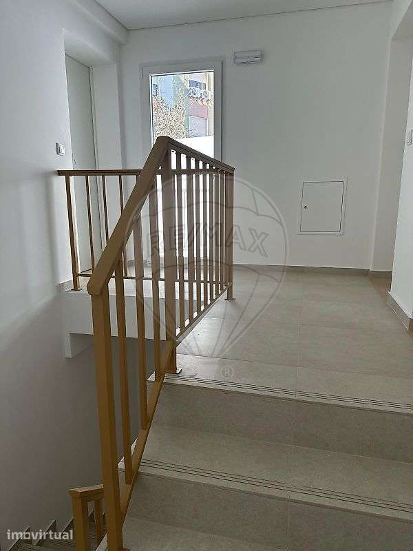 Apartamento T1 para arrendamento - Grande imagem: 3/27