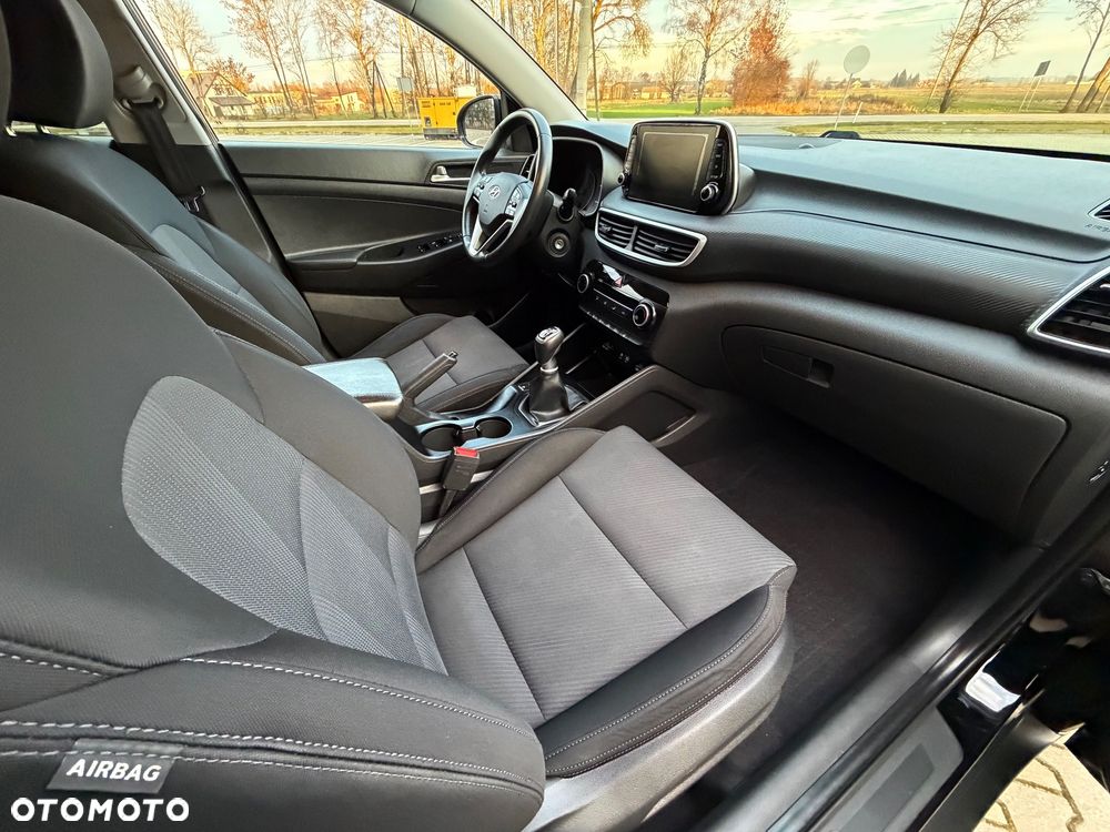 Hyundai Tucson ver-1-6-gdi-bluedrive-go-2wd - 27