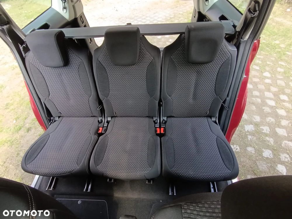 Citroën C4 Picasso - 22