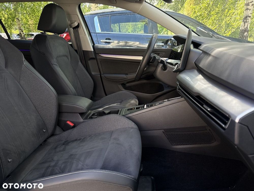 Volkswagen Golf 1.5 eTSI mHEV Life DSG - 16