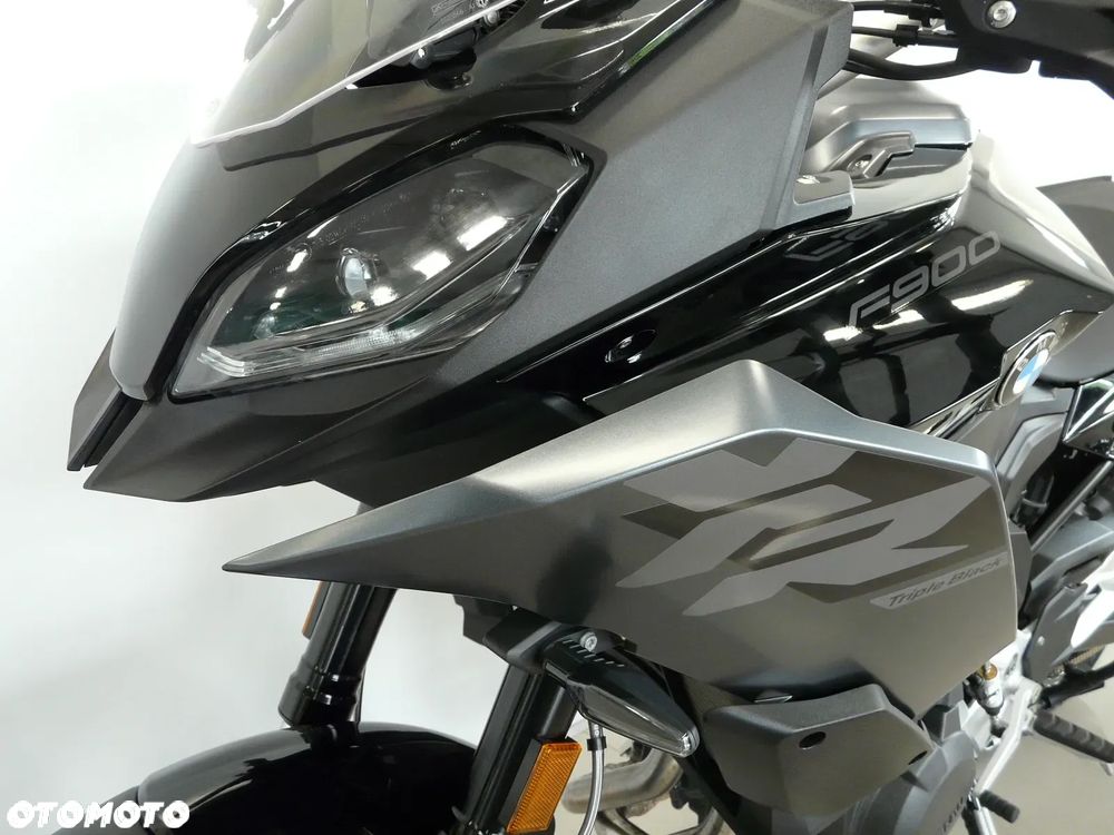 BMW XR - 11