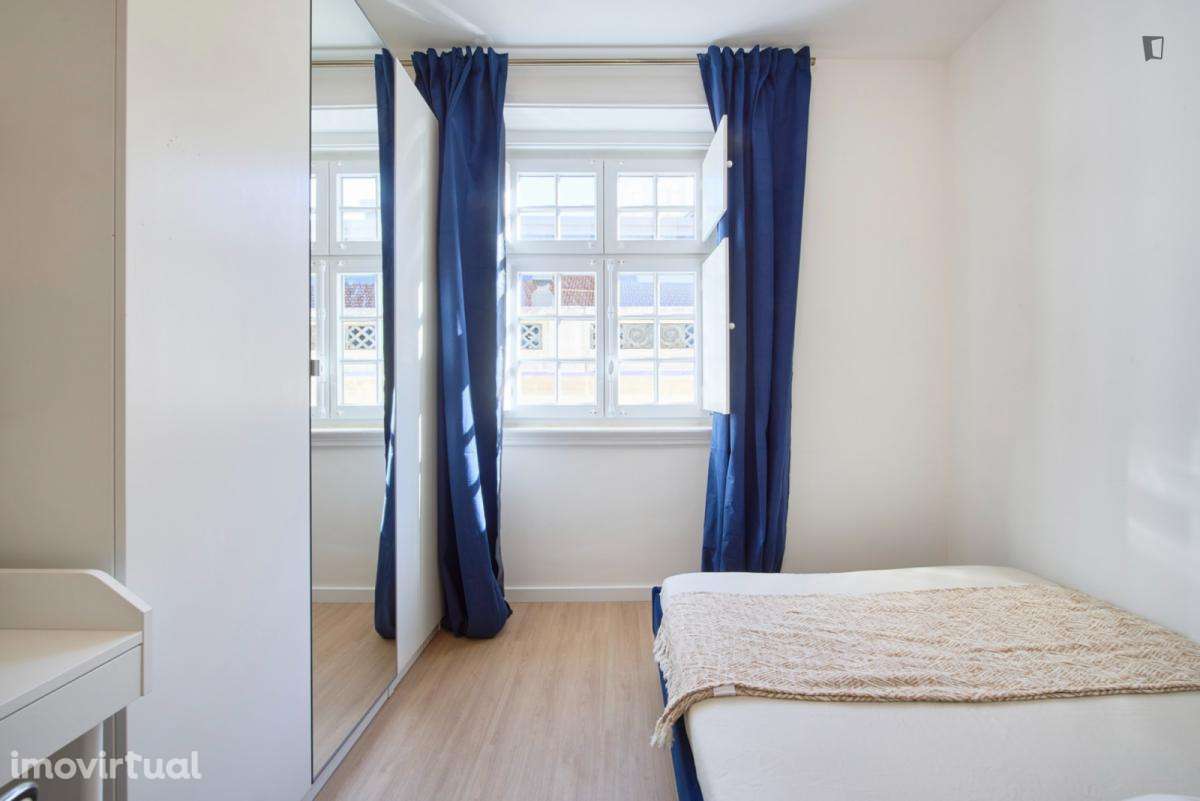 Quarto - localizado em Bairro Alto Lisbon - Grande imagem: 3/14