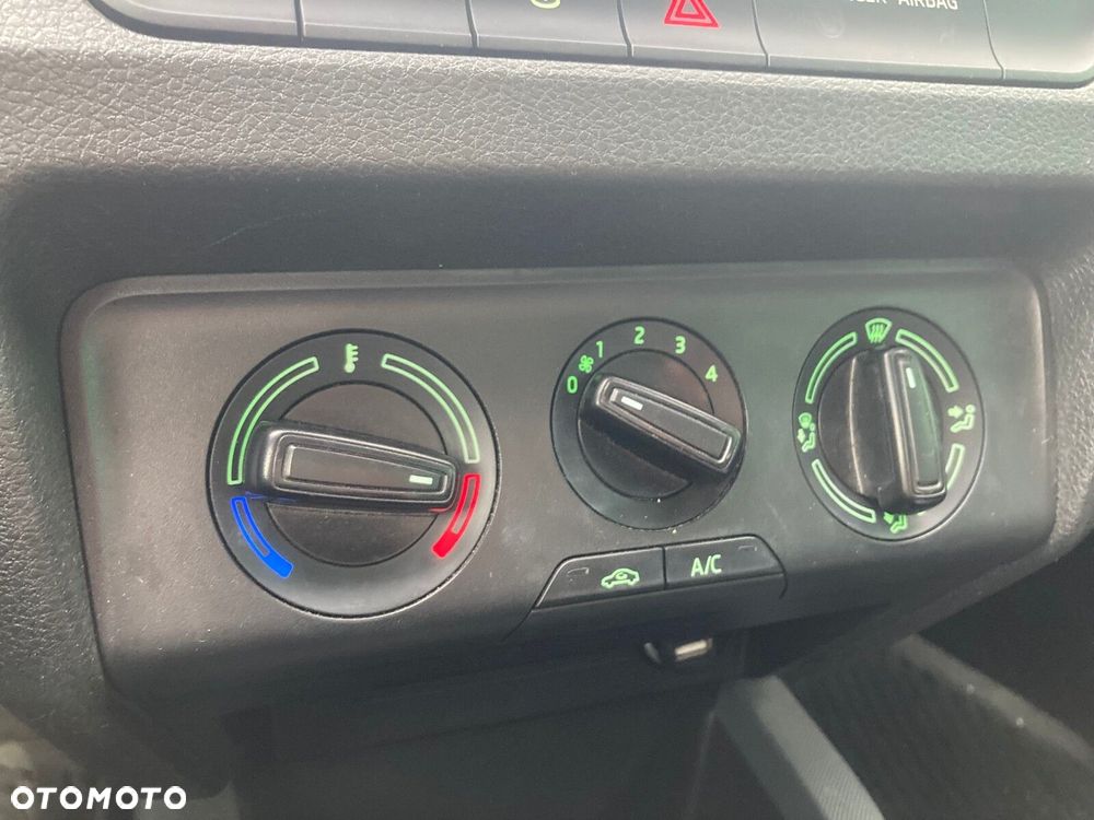 Skoda Fabia 1.0 Active - 23