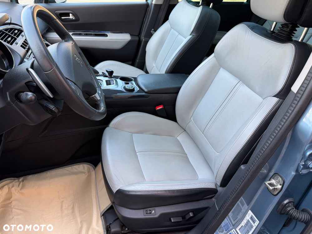 Peugeot 3008 Hybrid4 - 27