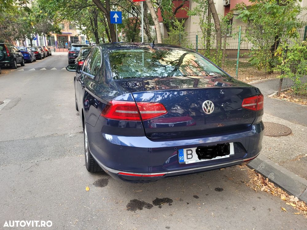 Volkswagen Passat - 4