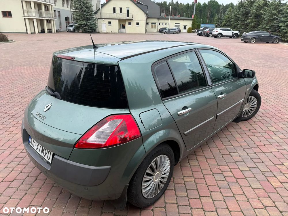 Renault Megane 1.6 Confort Authentique - 3