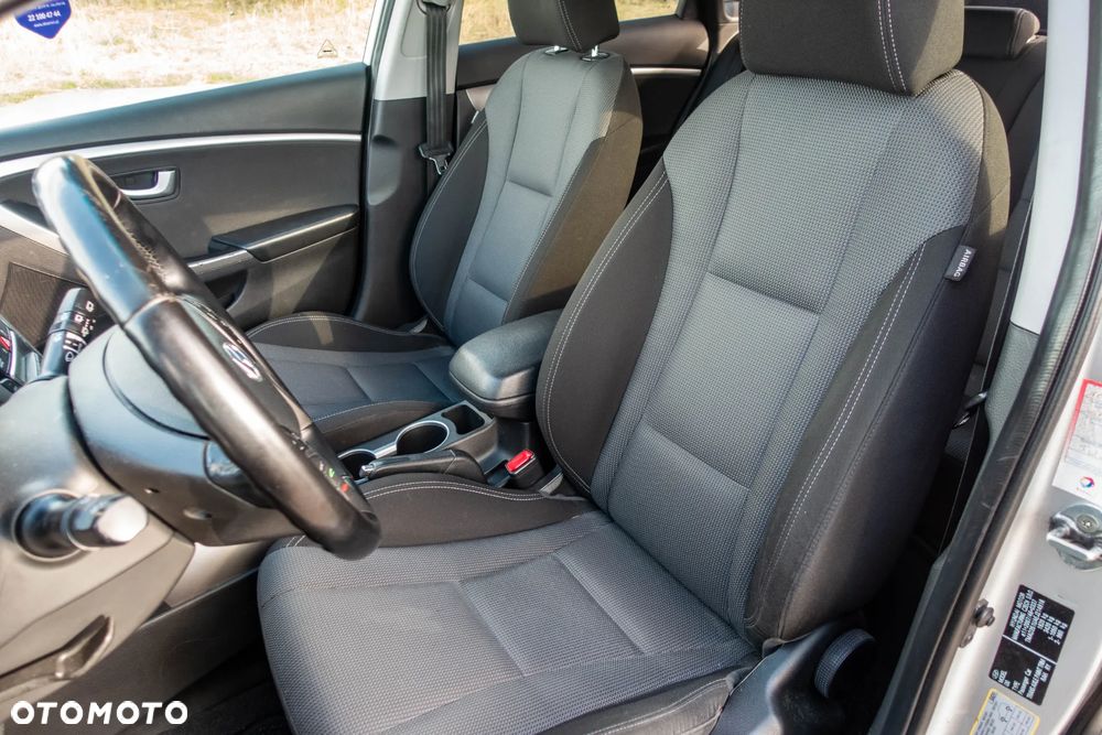 Hyundai i30 1.6 CRDi Style - 16