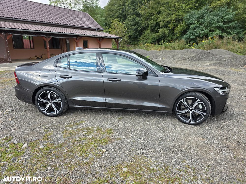 Volvo S60 B5 B AWD Ultimate Dark - 9