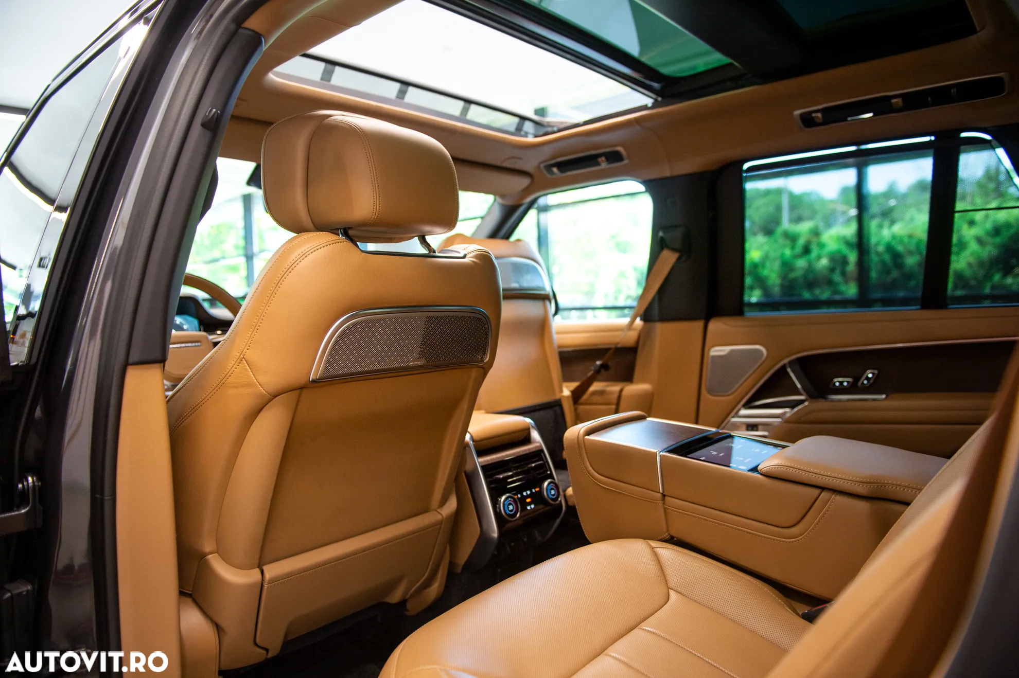 Land Rover Range Rover - 26