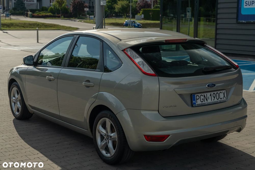 Ford Focus 1.6 Titanium - 6