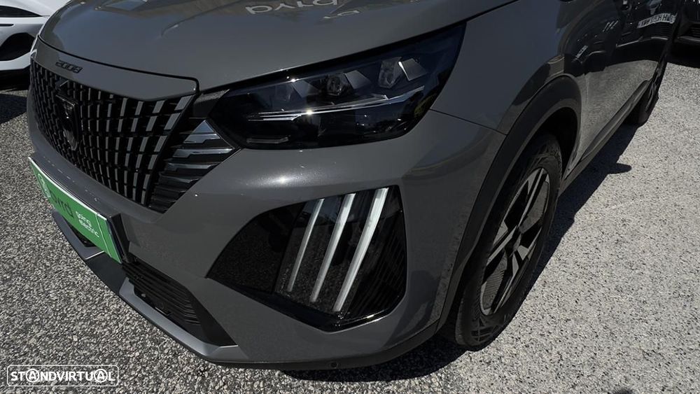 Peugeot e-2008 50 kWh GT - 7