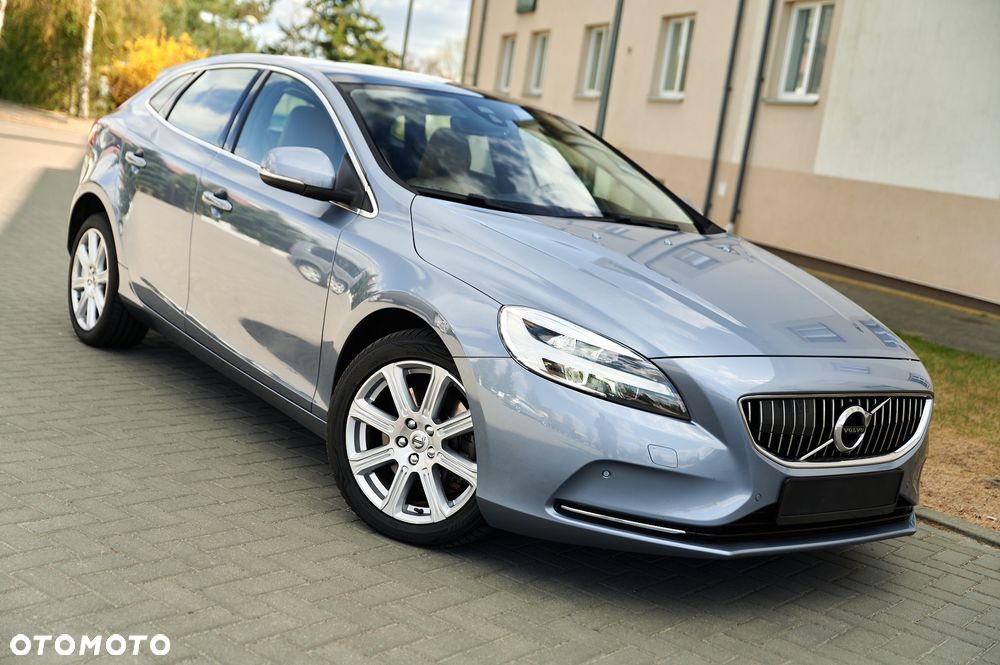 Volvo V40 D2 Geartronic Inscription - 19