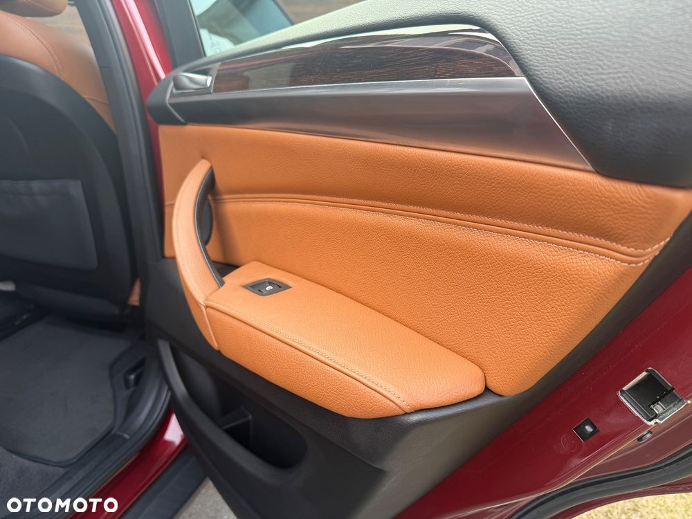BMW X6 xDrive35i - 15