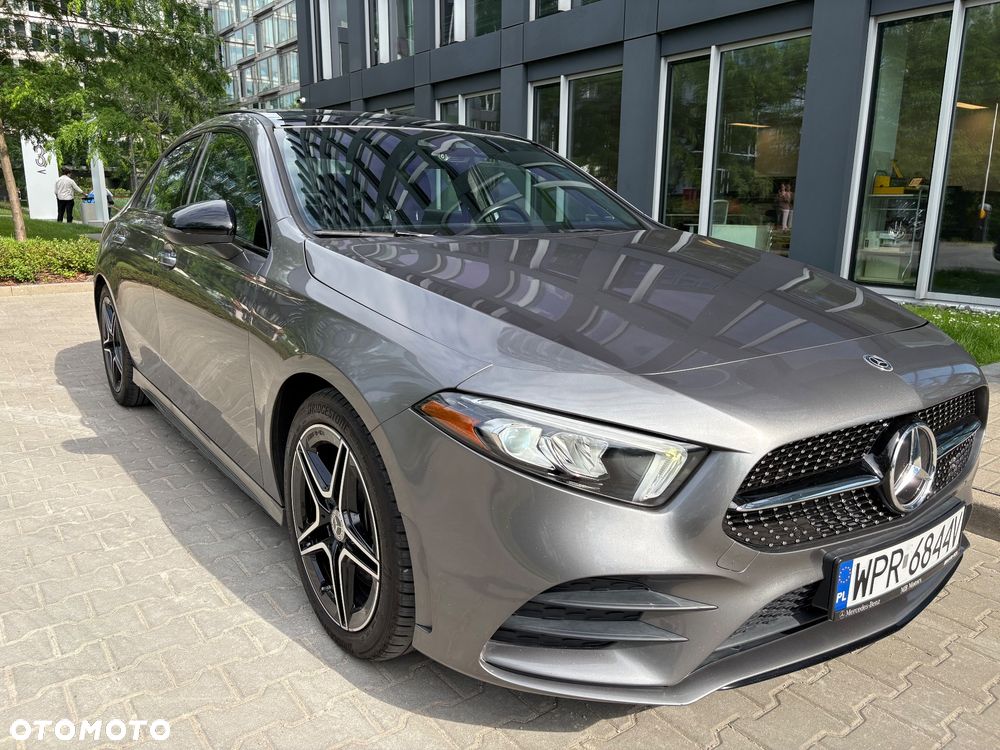 Mercedes-Benz Klasa A 220 AMG Line 7G-DCT - 3