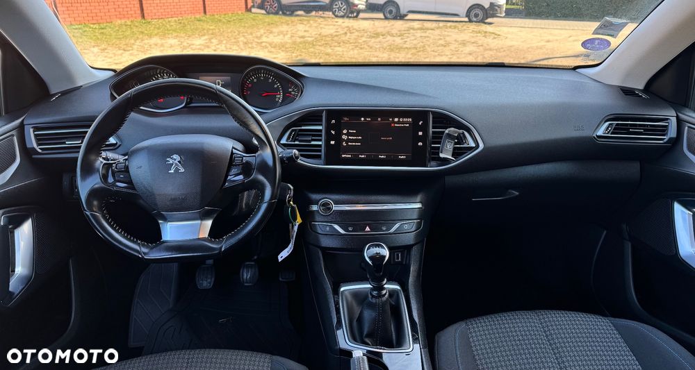 Peugeot 308 PureTech 110 Stop & Start Style - 10