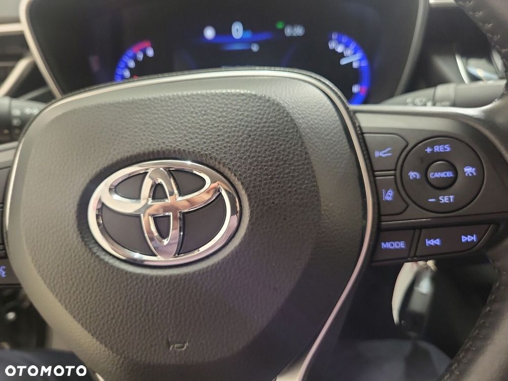 Toyota Corolla - 13