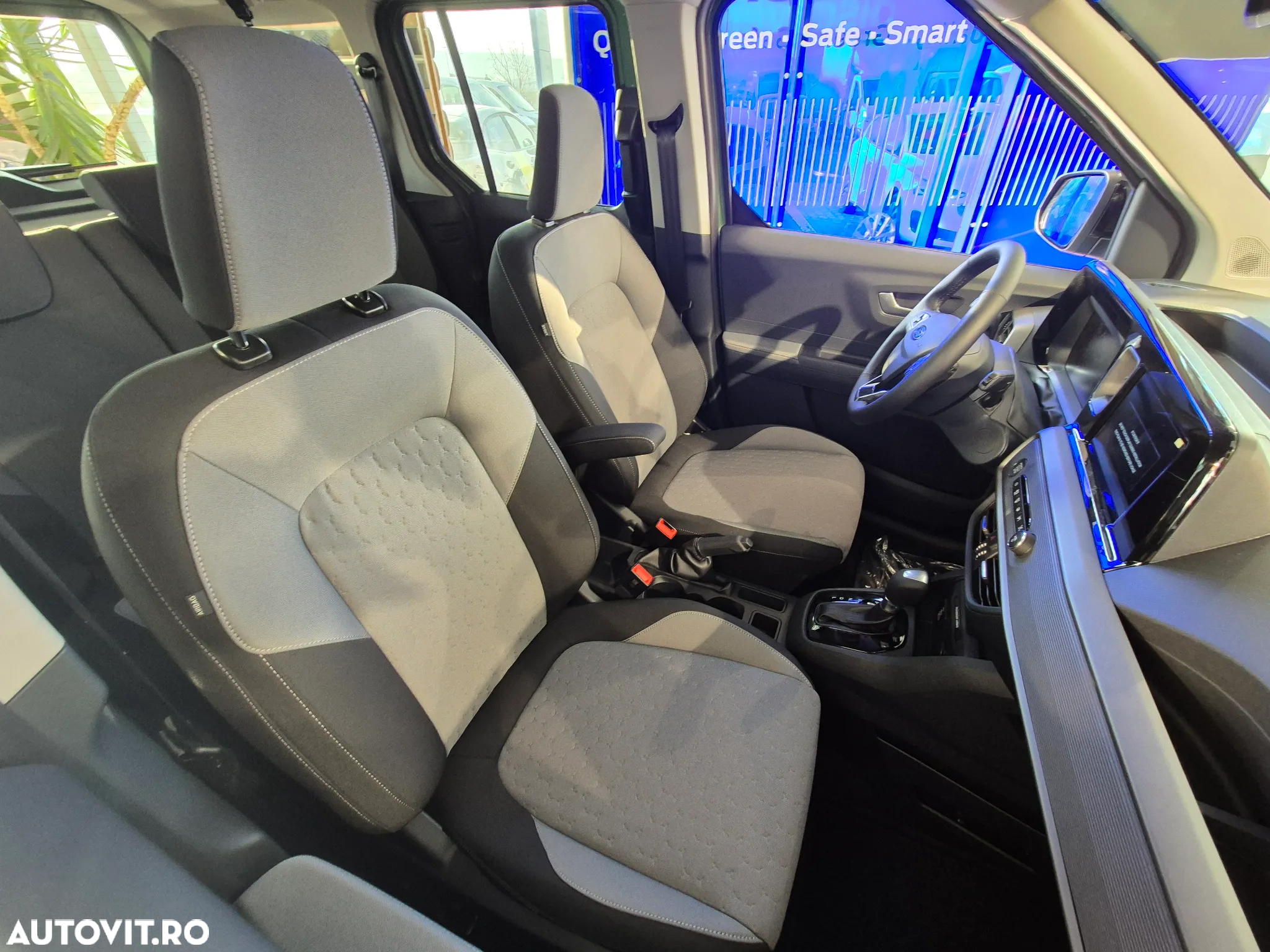 Ford Tourneo Courier 1.0 EcoBoost Titanium - 8