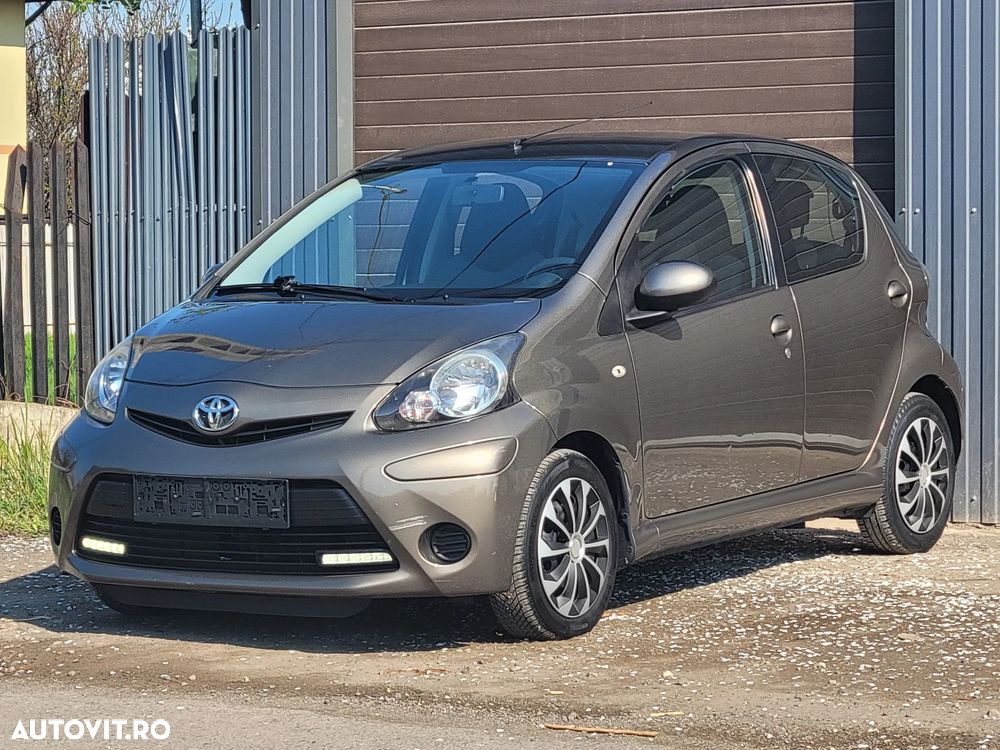 Toyota Aygo - 1