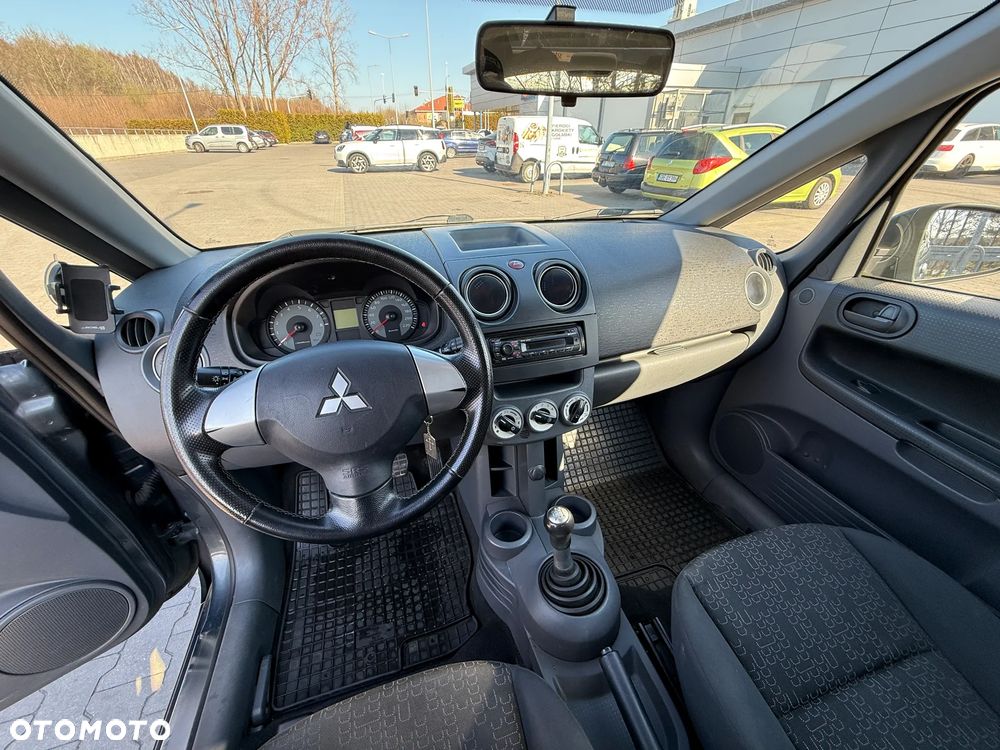 Mitsubishi Colt 1.3 Intense - 11