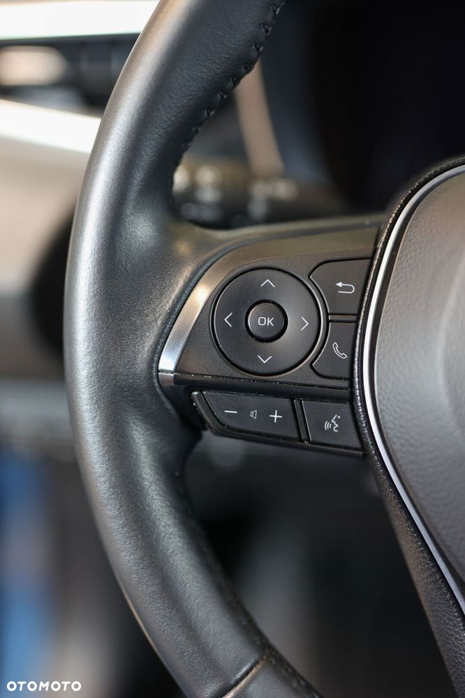 Toyota Corolla 1.8 Hybrid Comfort - 38