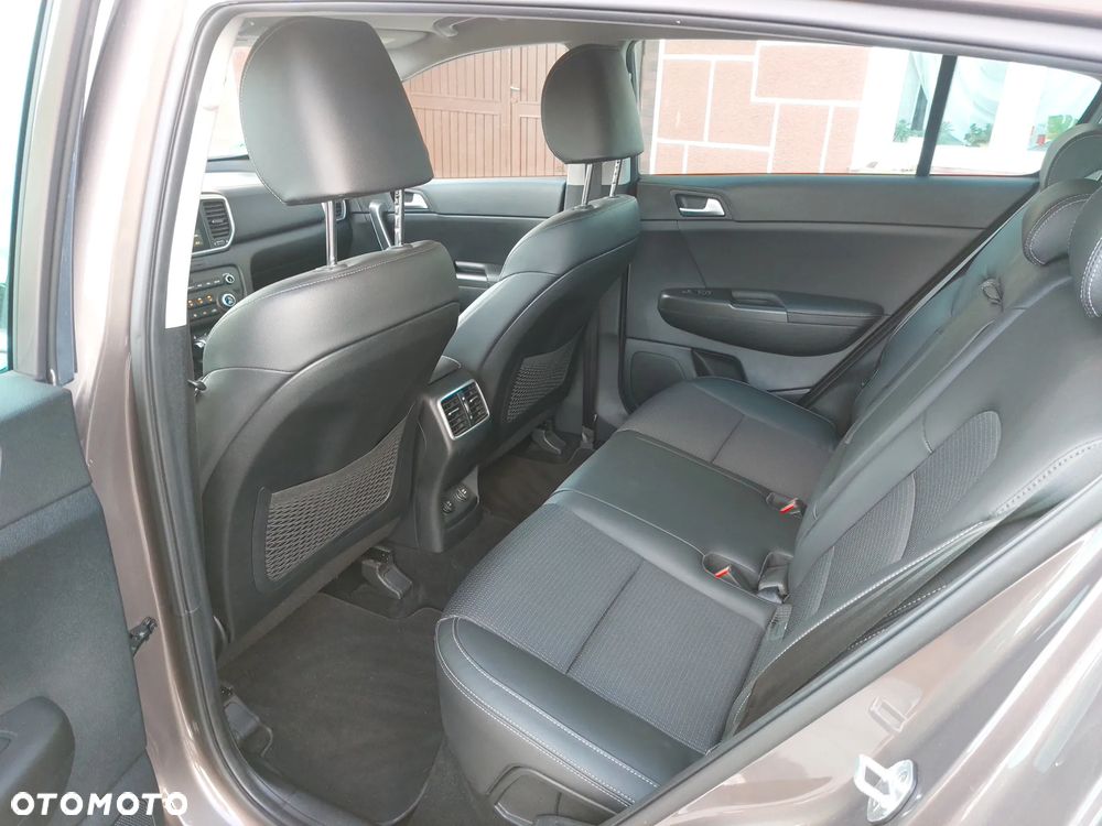 Kia Sportage 1.6 T-GDI 2WD DCT SPIRIT - 8