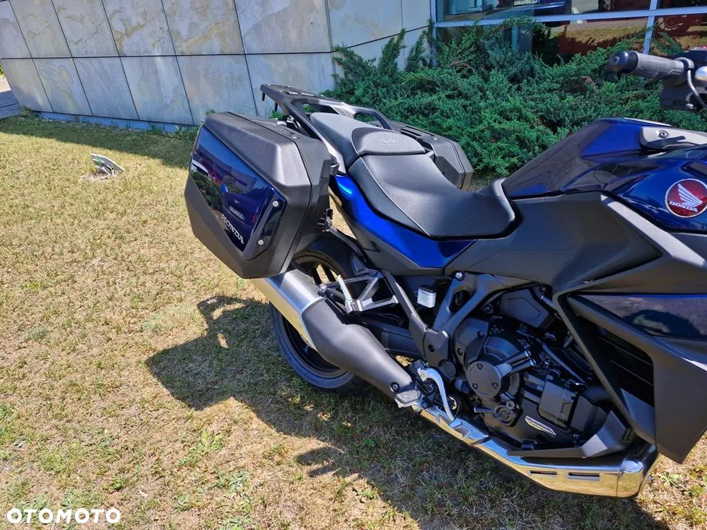 Honda NT - 4