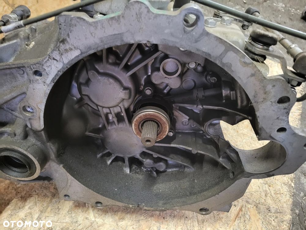 Jeep Compass I lift 2.2 crdi 2WD skrzynia manualna - 3