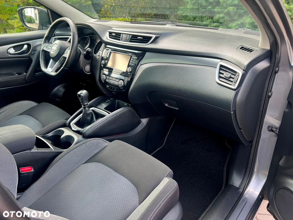 Nissan Qashqai 1.2 DIG-T Tekna+ - 23