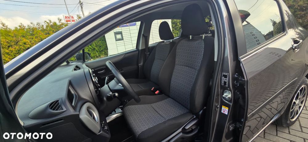 Toyota Yaris 1.33 Dynamic - 28